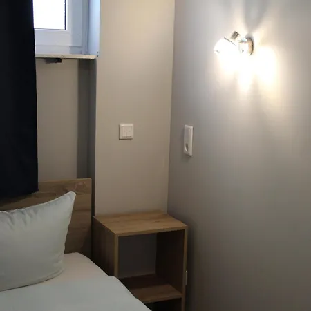 Garni Postkutsche * Нюрнберг