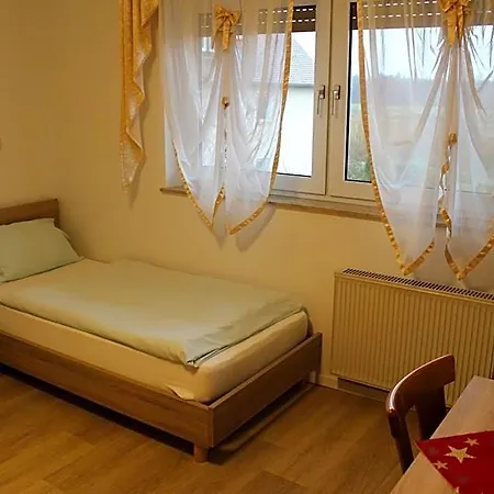 Garni Postkutsche